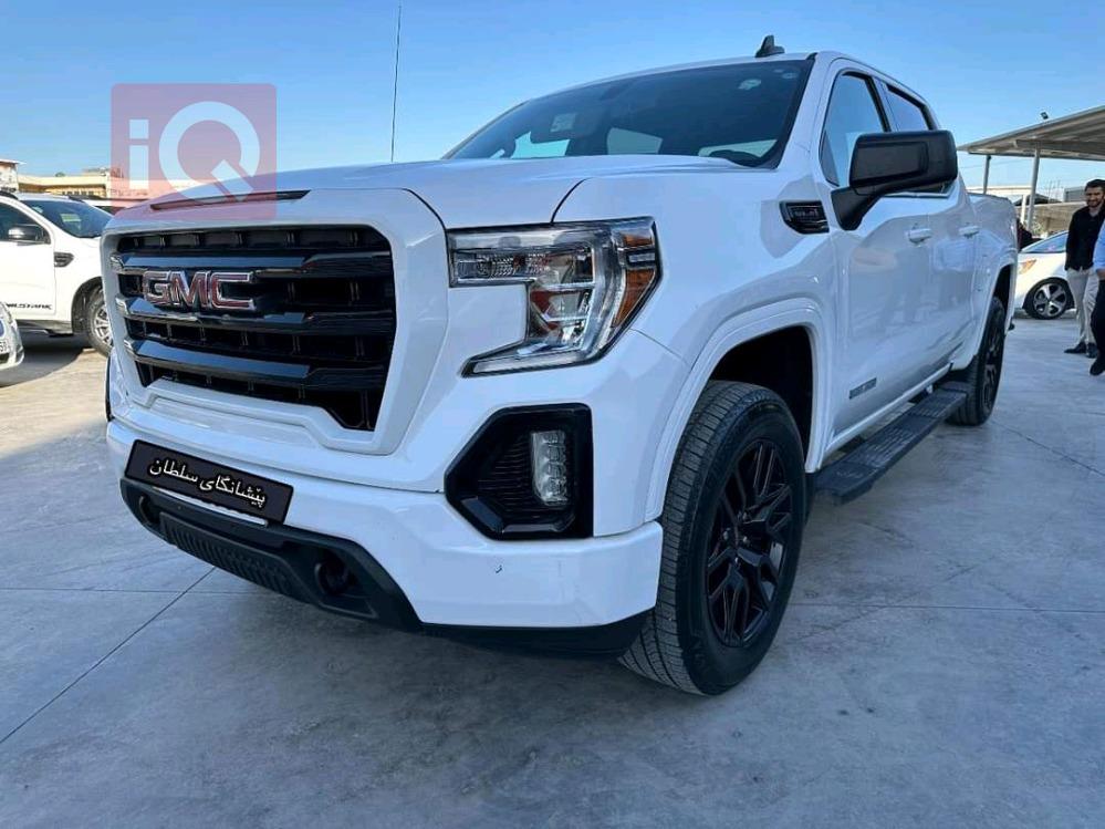 GMC Sierra